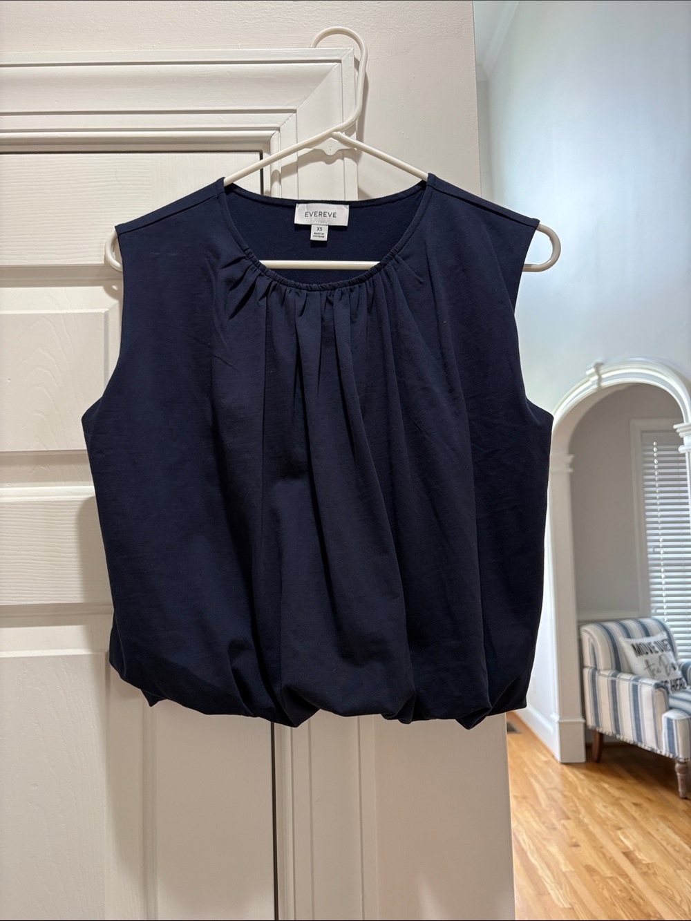 Evereve Hayes Top - XS - NWOT - Sold out online!